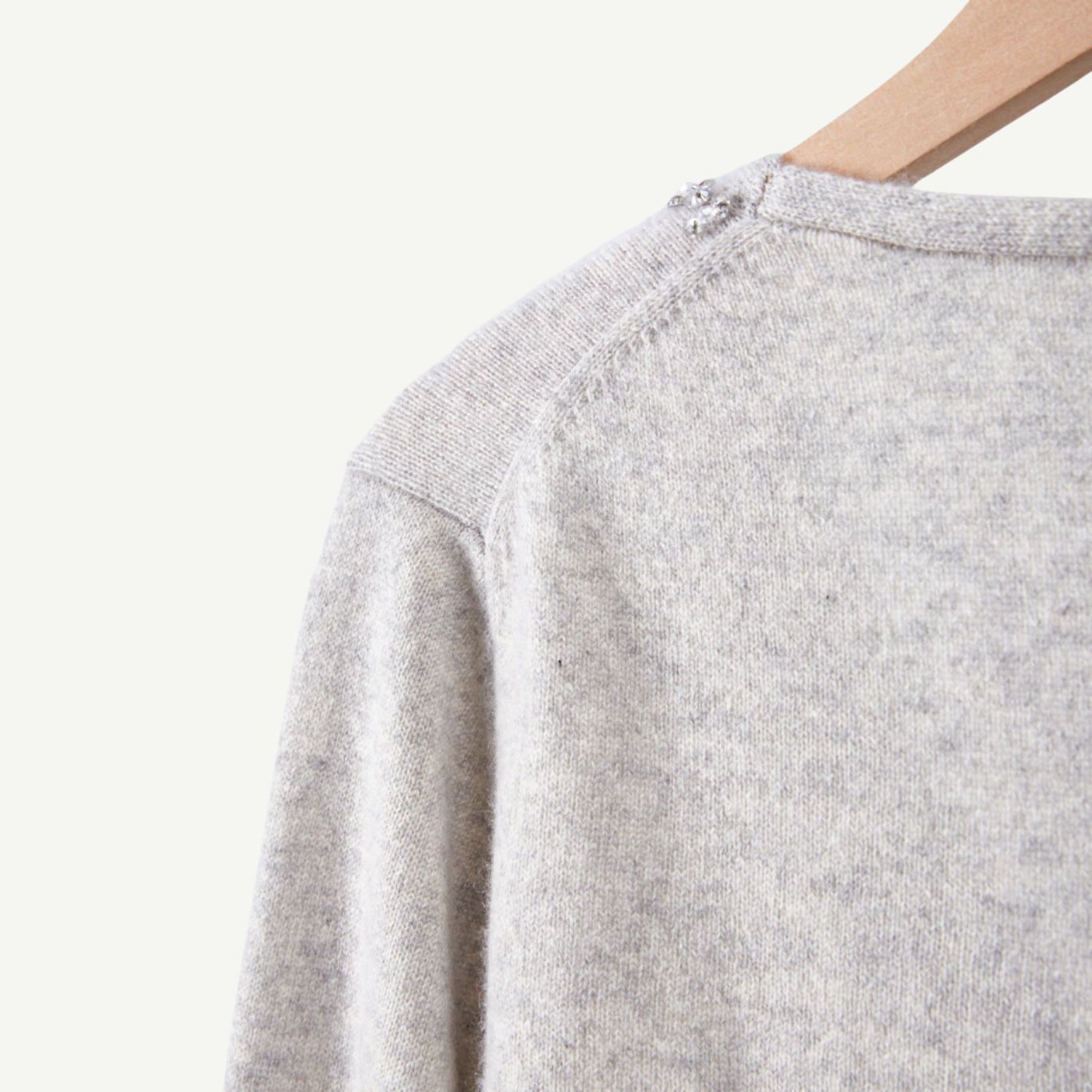 Diamond Cashmere V Neck Jumper